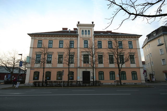 Geburtshaus von Robert Musil mit dem Literaturmuseum