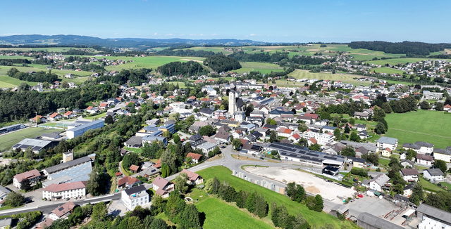 Ortsansicht von Vöcklamarkt als Ausgangsort des Blick-ins-Land-Rundwegs