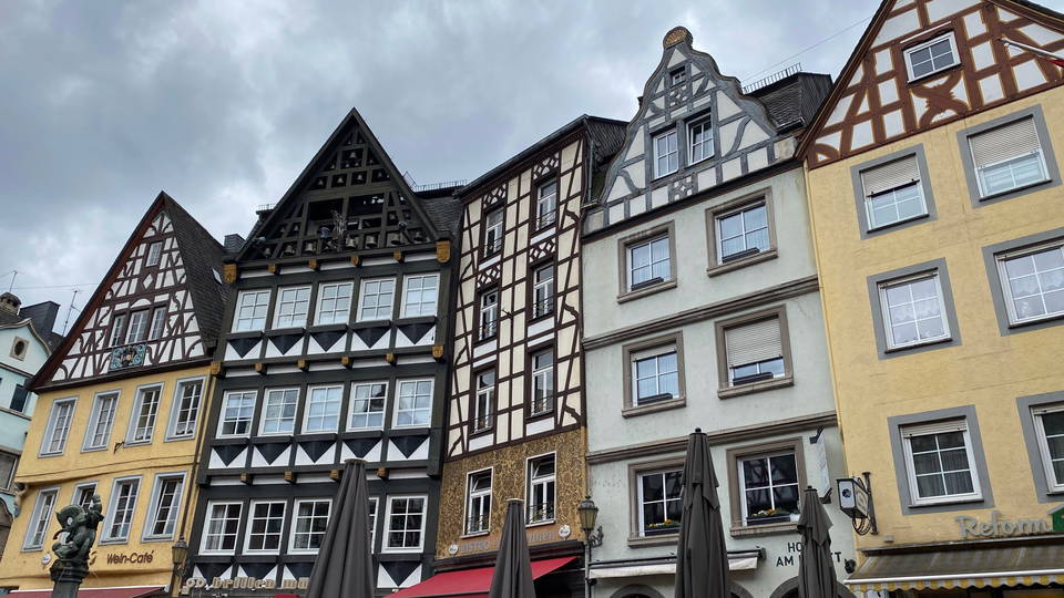Giebelhäuser am Marktplatz in der Cochemer Altstadt