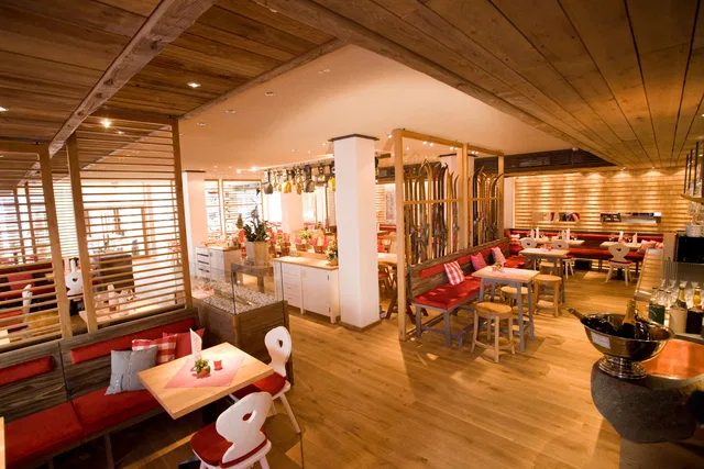 Restaurantbereich der Löwenwirtschaft