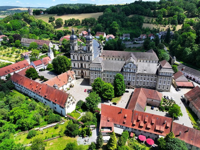 Die Klosteranlage von oben