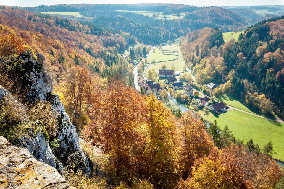 hochgehswiggert: Burg Derneck, Hohengundelfingen und Lautertalpfade