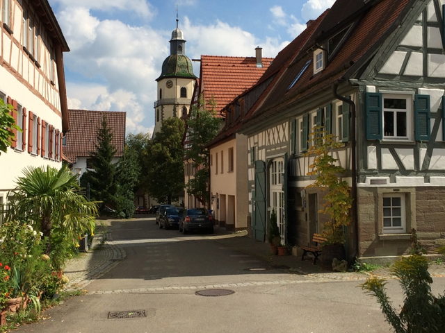 Fachwerkhäuser und Kirche in der Altstadt Rosenfeld