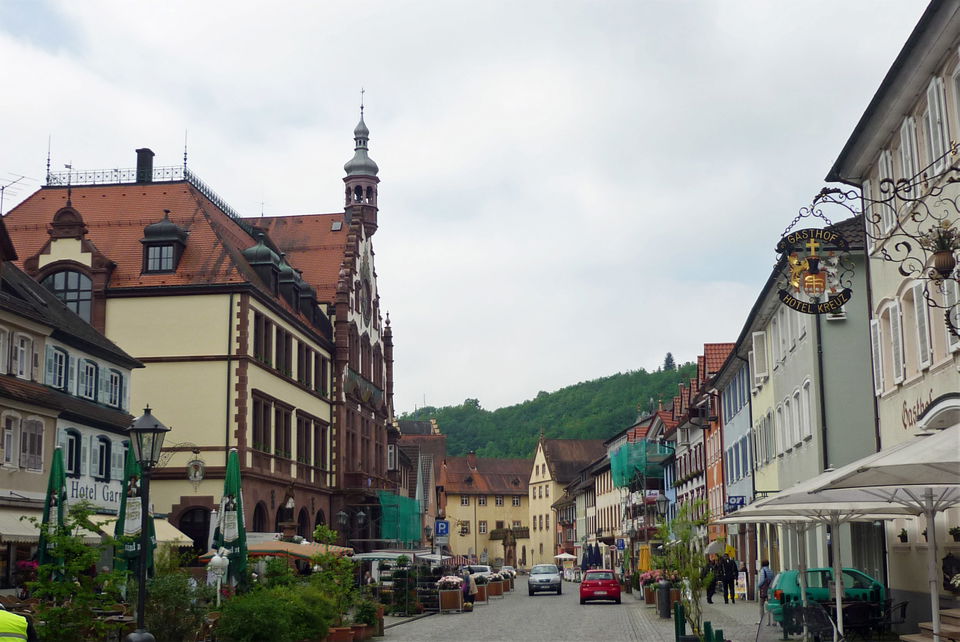 Mineralien suchen auf den großen Halden