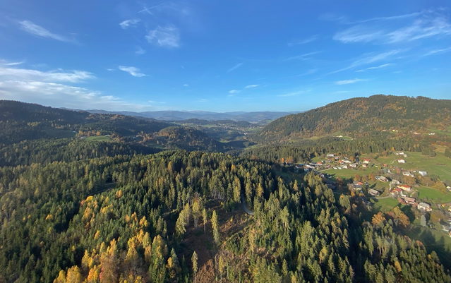 Blick über das Glantal bei Techelsberg als Landschaftsmotiv