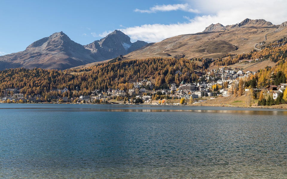 Familienerlebnisse in St. Moritz – Wasserwelt, alte Wohnstuben und Bilder der Alpen