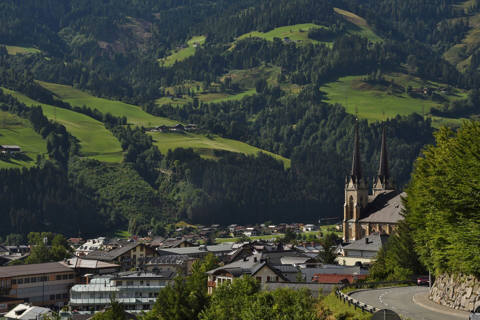 Familienerlebnisse in St. Johann im Pongau – Geisterberg, Liechtensteinklamm und Baumparcours