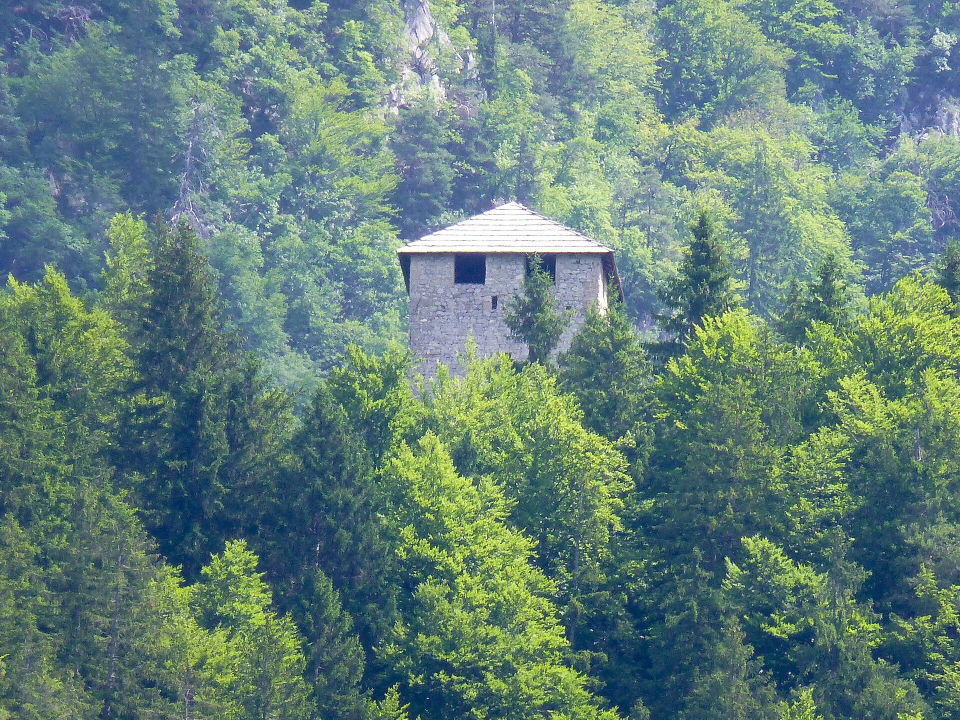 Vom Pressegger See zur Ruine Khünburg