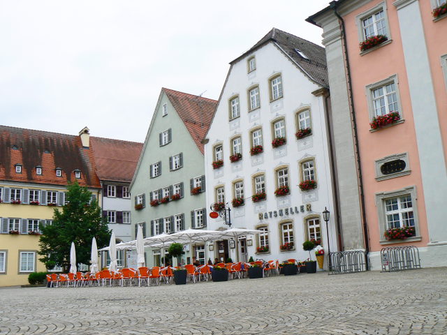 Historische Häuserfronten am Rottenburger Marktplatz