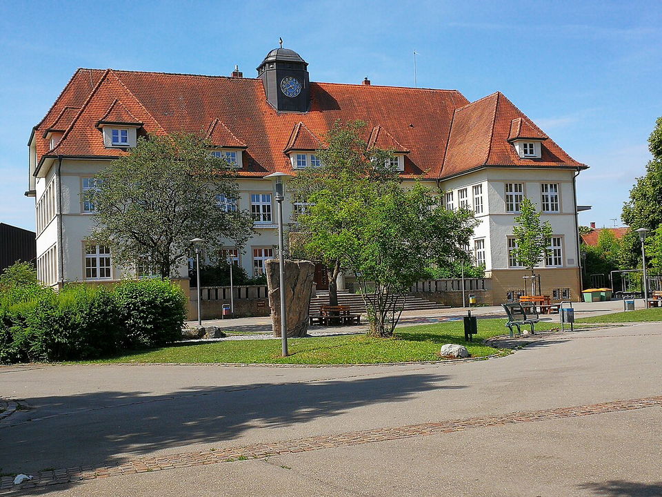 Familienerlebnisse in Gottmadingen – Wasserabenteuer, Spielplätze und Dirt-Track