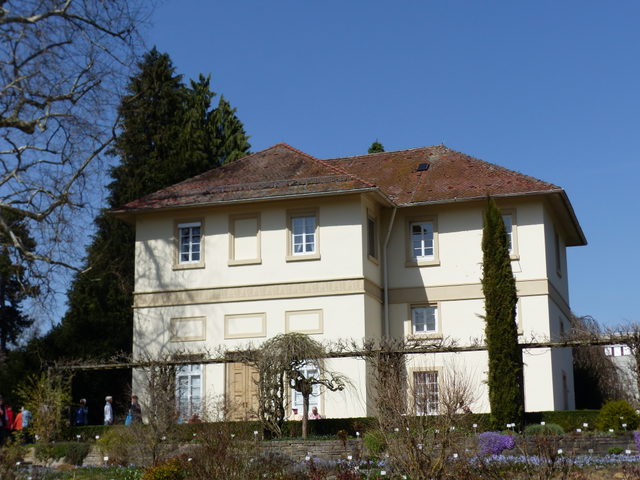 Historisches Spielhaus im Exotischen Garten Hohenheim