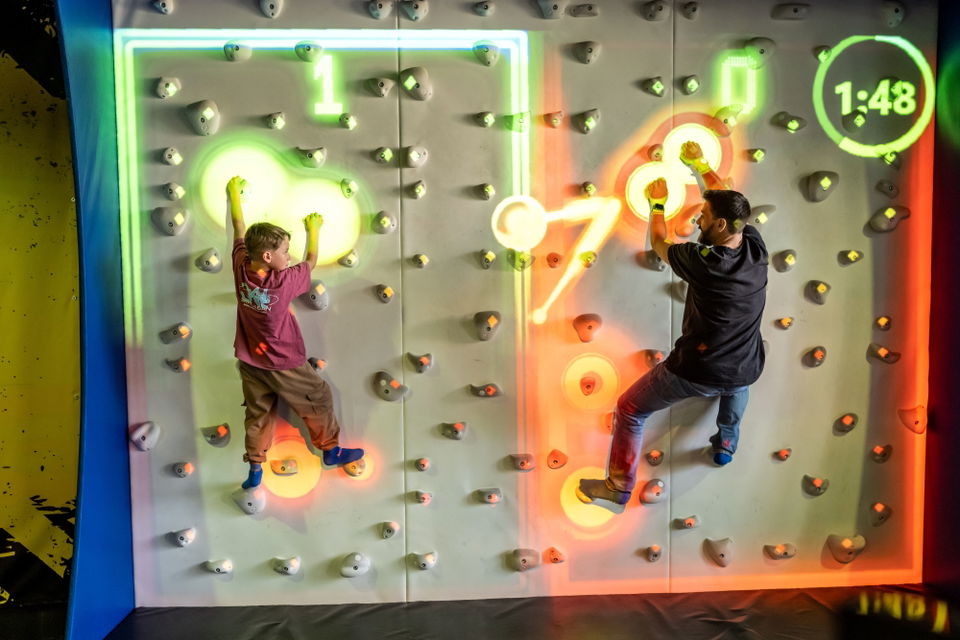 ValoClimb Mixed-Reality-Kletterwand im WONNILAND Sonthofen