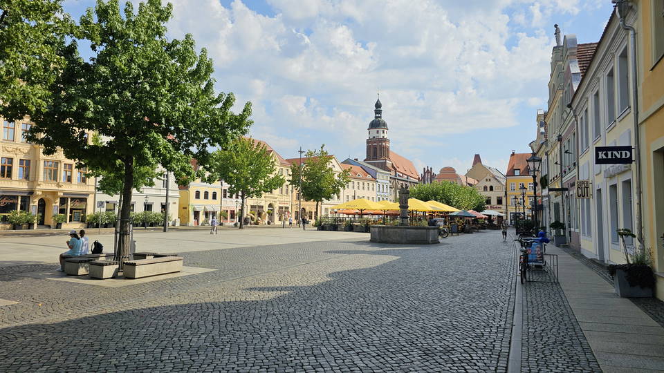 Cottbuser Altmarkt im Sommer 2024 außerhalb des Lausitzer Herbstmarktes