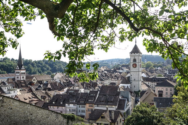 Dächer und Kirchtürme der historischen Altstadt Schaffhausen