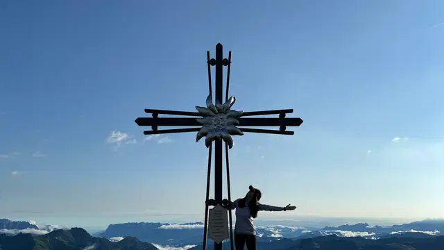 Zwischen Gipfeln, Sonnenaufgängen und echten Momenten mit Lilit