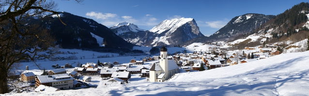 Winterpanorama von Schoppernau im Bregenzerwald
