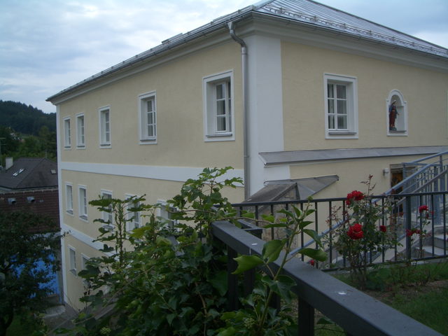 Pfarrhof in Bad Zell am Ausgangsort der Verbindung nach Wienau