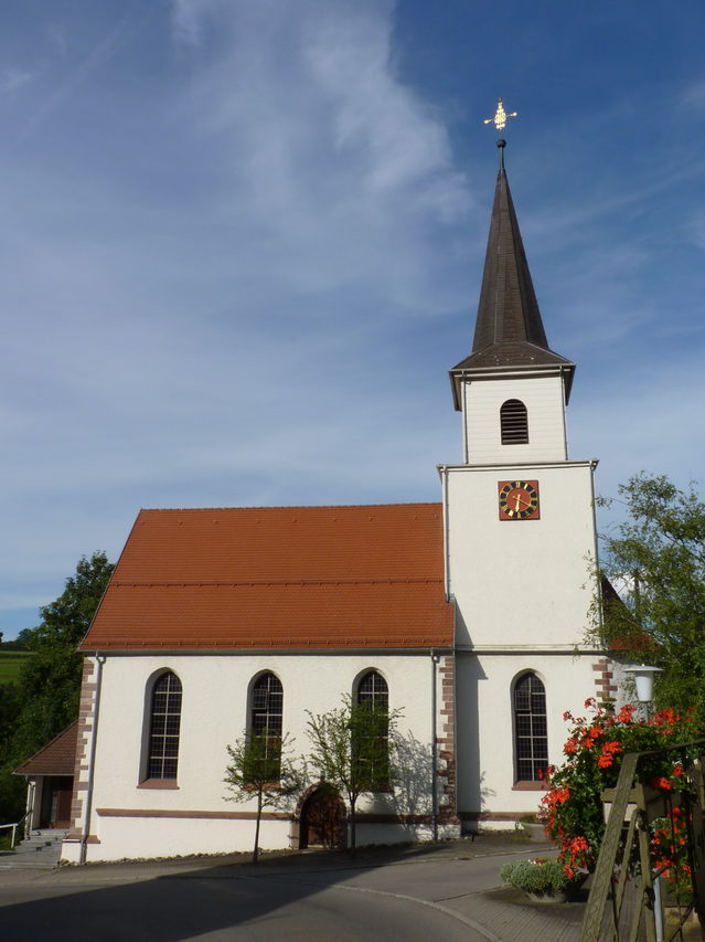 Evangelische Kirche in Flözlingen im Eschachtal.