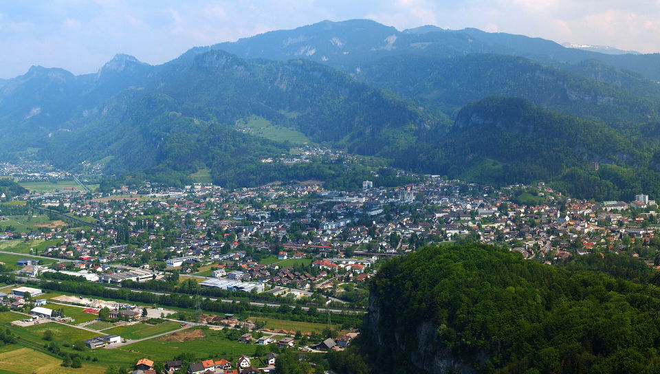 Familienerlebnisse in Götzis – Örflaschlucht, Wiesenwege und Burggeschichte
