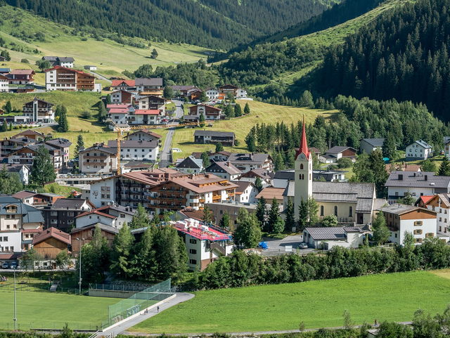 Blick auf das Ortszentrum von Galtür
