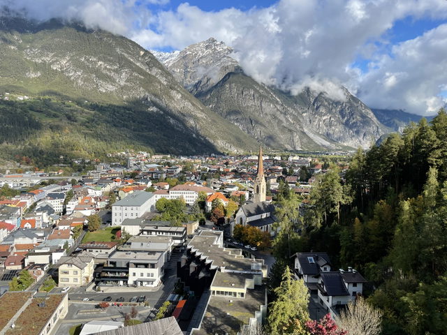 Blick auf Landeck in Tirol