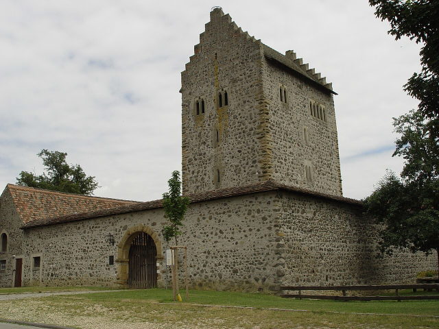 Burg Riedheim im Hilzinger Ortsteil Riedheim