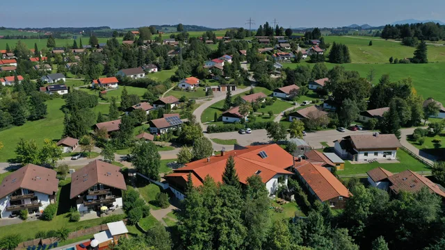 Luftaufnahme des Feriendorfs Nesselwang-Reichenbach