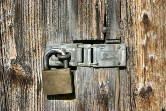 Symbolbild: Vorhängeschloss als Motiv für Rätsel und Escape Rooms; keine Originalaufnahme des Anbieters.