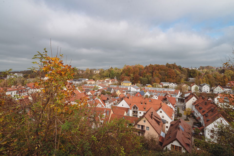 Burghalde Kempten – Ruinenpark, Kräutergarten und Stadtpanorama