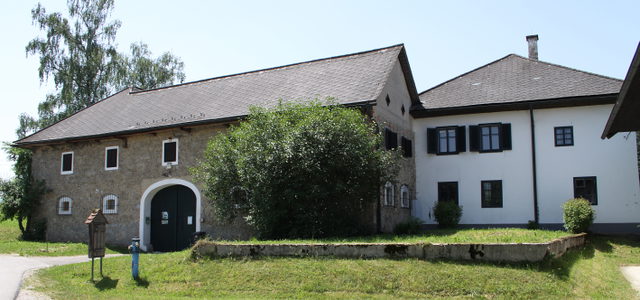 Thomas-Bernhard-Haus in Obernathal bei Ohlsdorf als Ortsmotiv des Literaturwegs