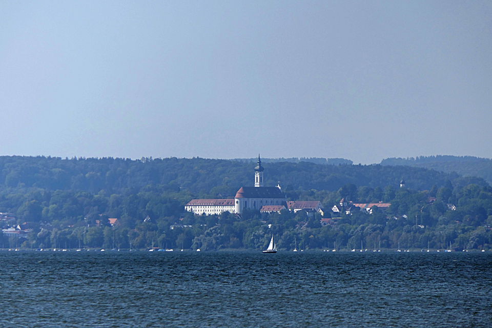 Ammersee-Radrunde ab Herrsching – über Dießen, Utting und Stegen um den See