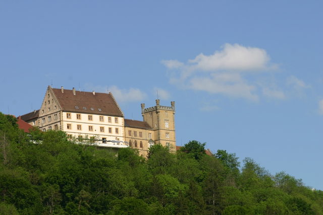 Schloss Weitenburg über dem Neckartal