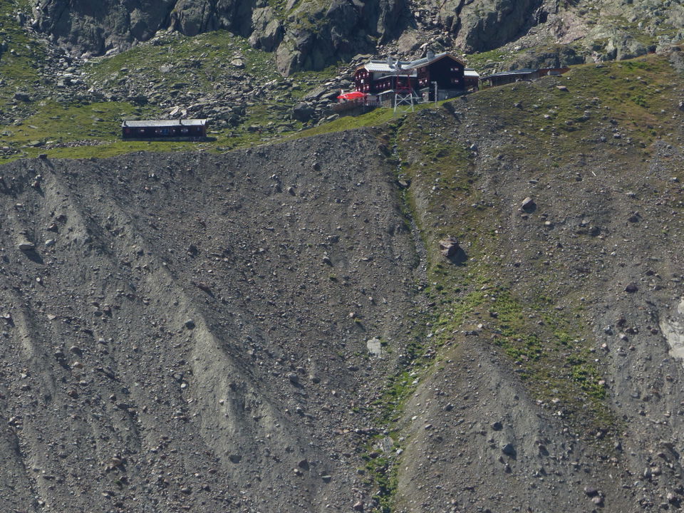Vernagthütte bei Vent – regionale Hüttenküche über dem Rofental
