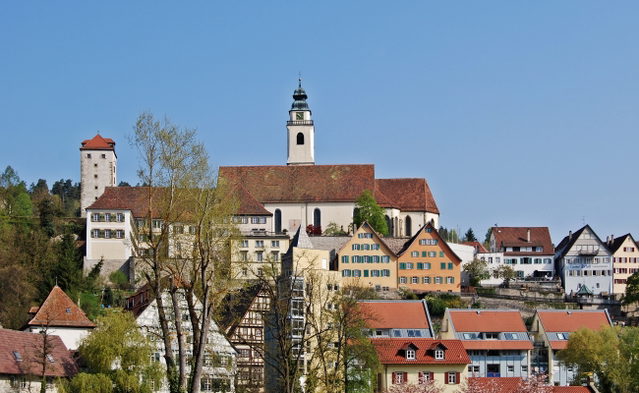 Blick über den Neckar auf die Altstadt von Horb am Neckar