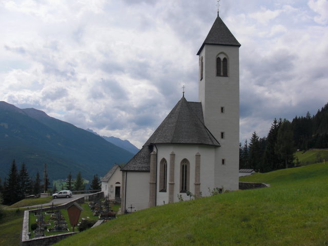 Pfarrkirche im Ortsteil Tessenberg bei Heinfels