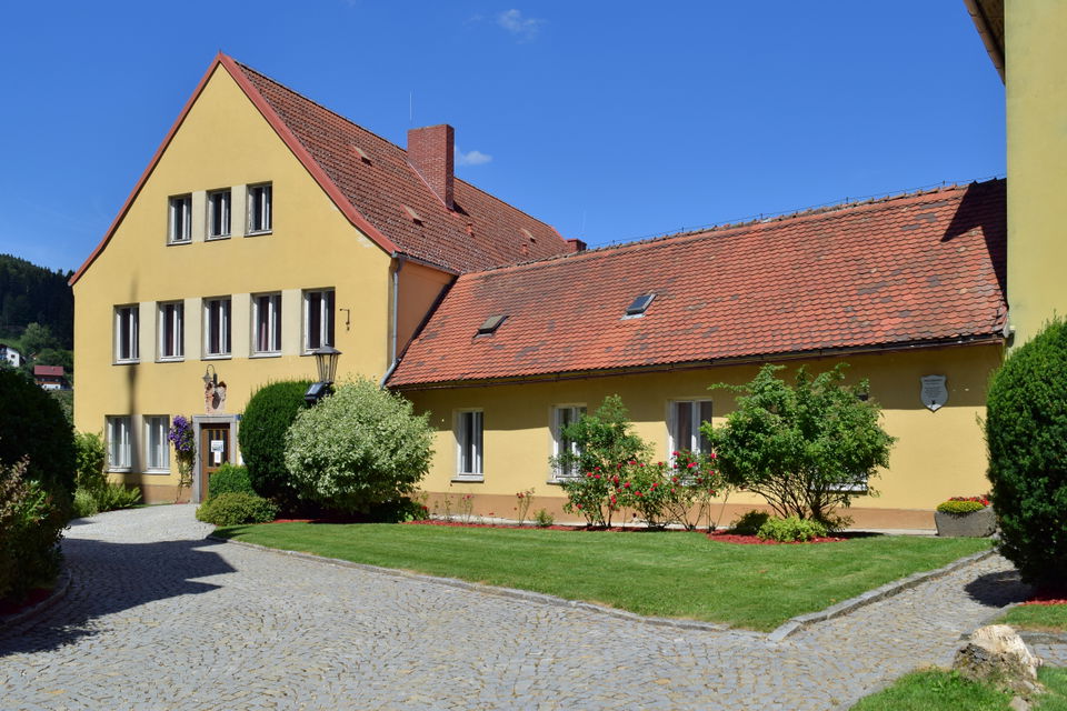 Erholungsweg Nr. 6 in Königswiesen: Kleine Runde am Schwarzaubach