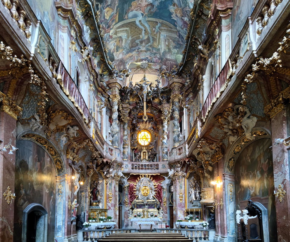 Asamkirche München – barocker Kirchenraum in der Sendlinger Straße