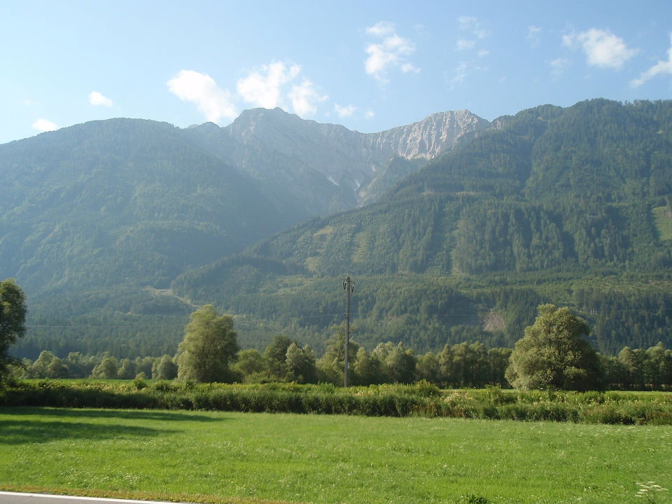 Dellach–Berg im Drautal – Bahnwanderung über Weinberg und die Bauernweiler