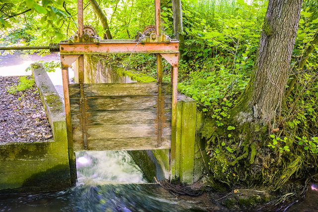 Wasserrad an der Tonmühle im Glemstal