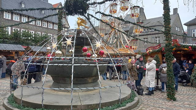 Weihnachtsmarkt Goslar 2026: Weihnachtswald und Fachwerkkulisse