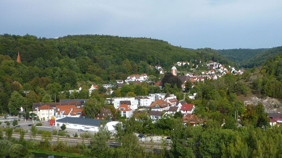 Familienerlebnisse in Blaustein – Steinzeit, Wasserspielplätze und Bad Blau