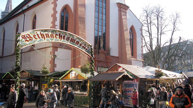Freiburger Weihnachtsmarkt 2026: Handwerk zwischen Rathausplatz und Colombipark