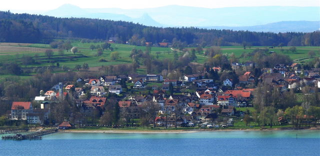 Blick auf Gaienhofen am Untersee