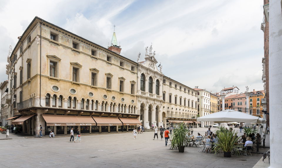 Piazza dei Signori Vicenza – Palladios Architektur kostenlos von außen erleben