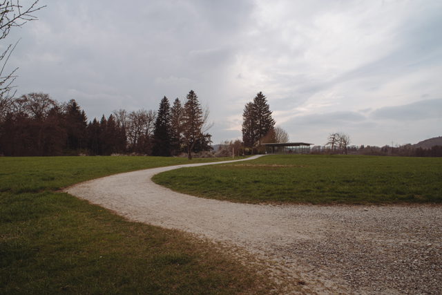 Weg zur Villa Rustica bei Leutstetten