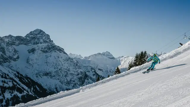 Skigebiete im Kleinwalsertal: 4 Gebiete, rund 76 Pistenkilometer