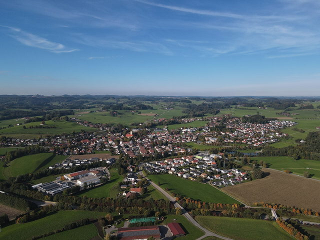 Amtzell und seine ländliche Umgebung aus der Luft