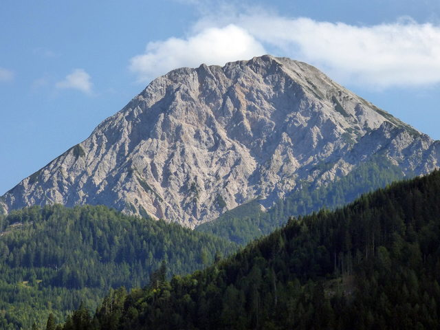 Mittagskogel von Altfinkenstein als Landschaftsmotiv der Mountainbike-Runde