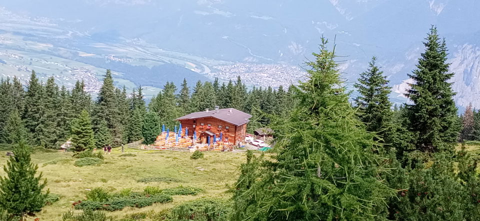 Birgitzer Alm – Wandern, Tiroler Küche und Bergblicke bei Birgitz