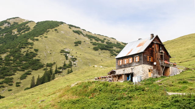 Plumsjochhütte im Karwendel